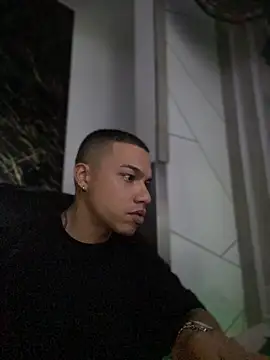 AlphaMasterXxx online show from 10/16/25, 03:07