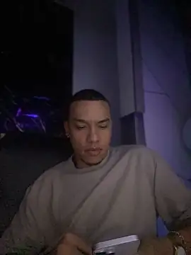 AlphaMasterXxx online show from 10/21/25, 05:19