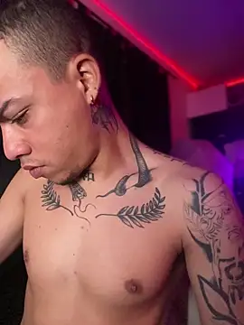 AlphaMasterXxx online show from 10/23/25, 12:43