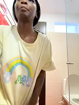 EmilyKisx online show from 11/06/25, 02:18