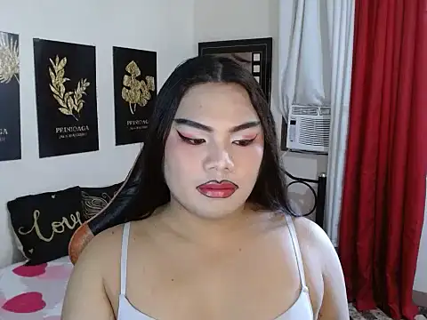 Snapshot of TSbrianaHugeCock chatting on 11/02/25, 07:44 TSbrianaHugeCock online show from 11/02/25, 07:44