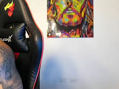 logan hugh8 online show from 09/23/25, 03:53