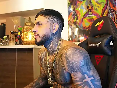 logan hugh8 online show from 10/04/25, 06:33