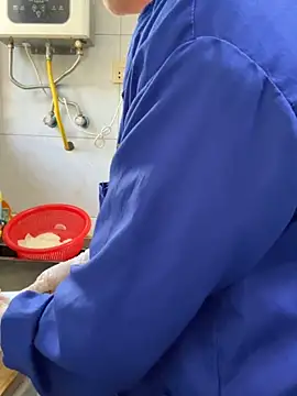 coco-o online show from 11/14/25, 03:16