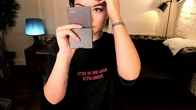 Dark Moni online show from 09/19/25, 02:46