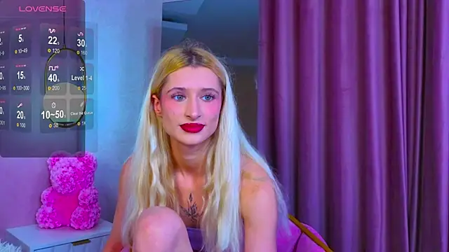 Monica Leen online show from 11/08/25, 06:24