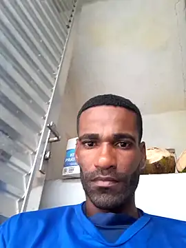 Snapshot of negrobrazil92 chatting on 09/11/25, 05:13 negrobrazil92 online show from 09/11/25, 05:13