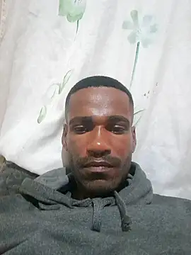 Snapshot of negrobrazil92 chatting on 09/15/25, 01:49 negrobrazil92 online show from 09/15/25, 01:49