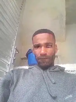 Snapshot of negrobrazil92 chatting on 10/23/25, 11:20 negrobrazil92 online show from 10/23/25, 11:20