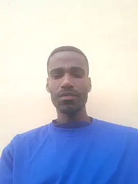 Snapshot of negrobrazil92 chatting on 10/24/25, 11:06 negrobrazil92 online show from 10/24/25, 11:06