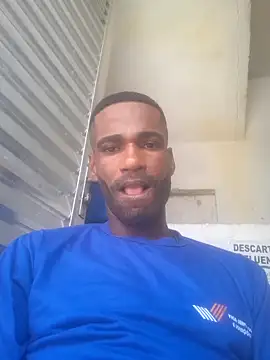 Snapshot of negrobrazil92 chatting on 11/03/25, 02:07 negrobrazil92 online show from 11/03/25, 02:07