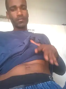 Snapshot of negrobrazil92 chatting on 11/12/25, 03:34 negrobrazil92 online show from 11/12/25, 03:34