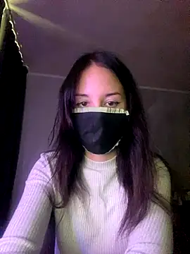 Snapshot of tvoya_Elly chatting on 09/26/25, 01:37 tvoya Elly online show from 09/26/25, 01:37