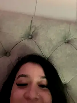 Snapshot of Aliciawhitee chatting on 10/07/25, 11:35 Aliciawhitee online show from 10/07/25, 11:35