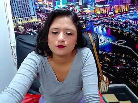 Snapshot of pervertt_linda chatting on 09/15/25, 06:41 pervertt linda online show from 09/15/25, 06:41