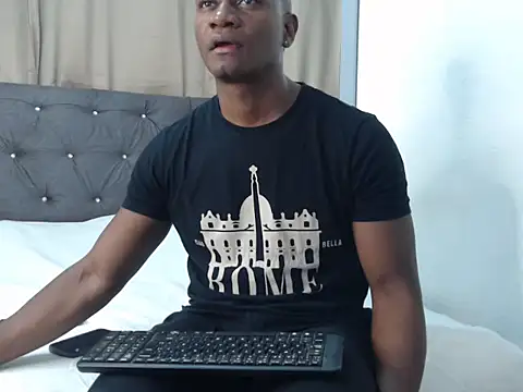 Snapshot of iamfelipee chatting on 10/18/25, 04:26 iamfelipee online show from 10/18/25, 04:26