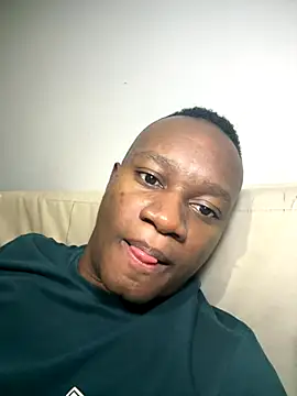 Snapshot of iamfelipee chatting on 11/01/25, 02:24 iamfelipee online show from 11/01/25, 02:24