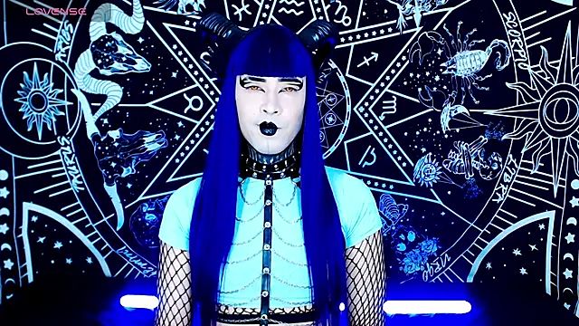 Snapshot of naomi_satan chatting on 09/23/25, 10:57 naomi satan online show from 09/23/25, 10:57