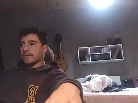 parca13 online show from 11/18/25, 05:12