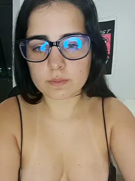 Snapshot of CutteGirl99 chatting on 09/14/25, 12:54 CutteGirl99 online show from 09/14/25, 12:54