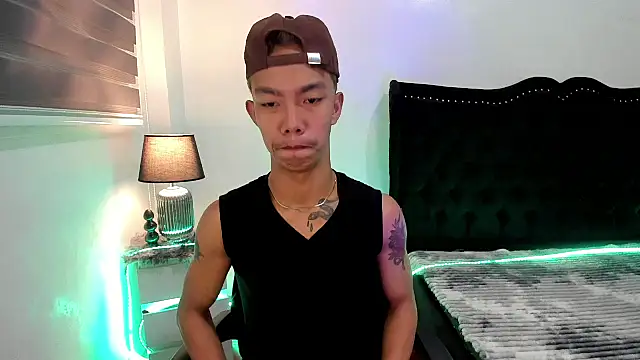 jersthebigfuckerxxx online show from 10/04/25, 02:31