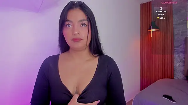 kylerose07 online show from 10/04/25, 03:37