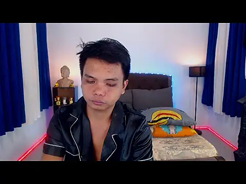 XExtraServiceManX online show from 10/18/25, 11:55