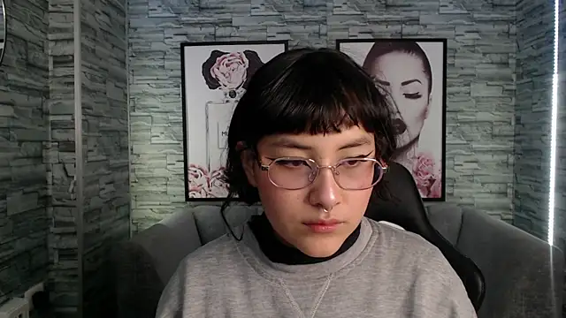Snapshot of Shizuko_b chatting on 09/10/25, 03:06 Shizuko b online show from 09/10/25, 03:06