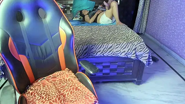 ShylaGill online show from 10/16/25, 10:22