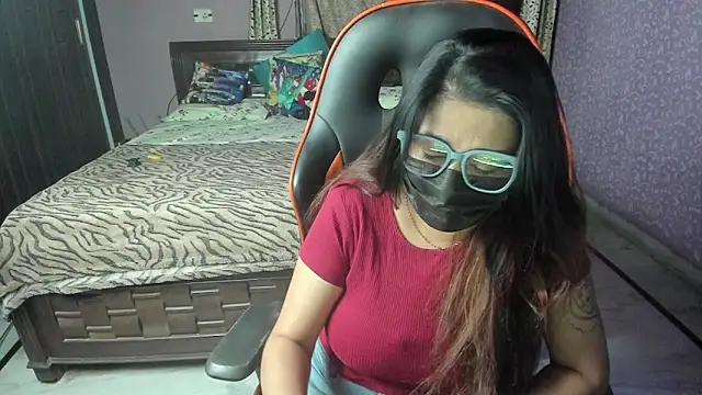 ShylaGill online show from 10/26/25, 06:03