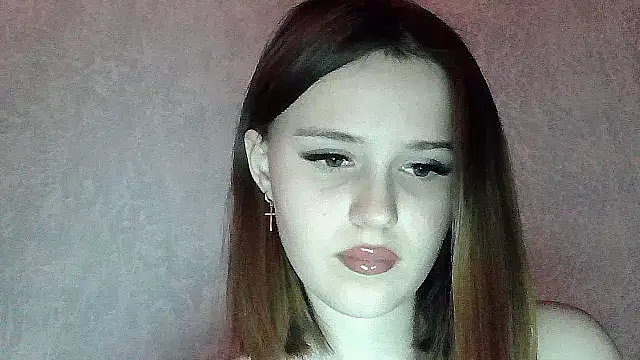 Snapshot of SweetLoraa chatting on 11/08/25, 01:55 SweetLoraa online show from 11/08/25, 01:55