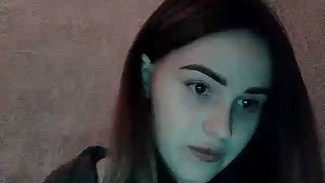 Snapshot of SweetLoraa chatting on 11/14/25, 03:55 SweetLoraa online show from 11/14/25, 03:55