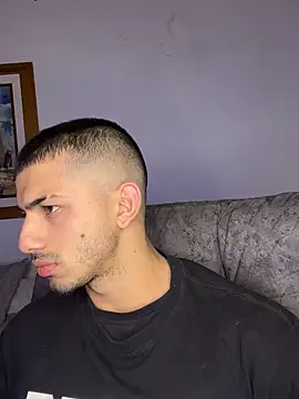 ArturoCardona  online show from 10/05/25, 01:37