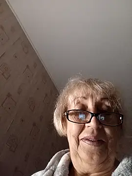 Anatolia5961 online show from 10/22/25, 03:34