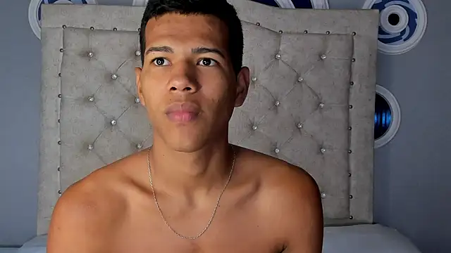 KingStark  online show from 10/29/25, 11:34