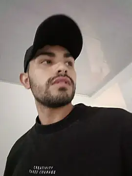 Snapshot of JuanchoAfpa chatting on 10/16/25, 03:29 JuanchoAfpa online show from 10/16/25, 03:29