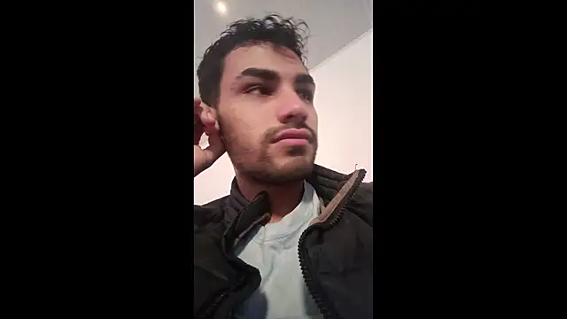 Snapshot of JuanchoAfpa chatting on 10/20/25, 03:18 JuanchoAfpa online show from 10/20/25, 03:18