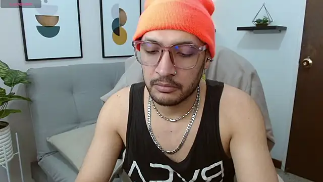   Damian    online show from 10/24/25, 01:13