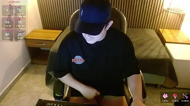 Snapshot of Lancelot_19 chatting on 10/23/25, 04:45 Lancelot 19 online show from 10/23/25, 04:45