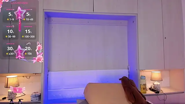 LilyWhitney online show from 11/15/25, 04:10