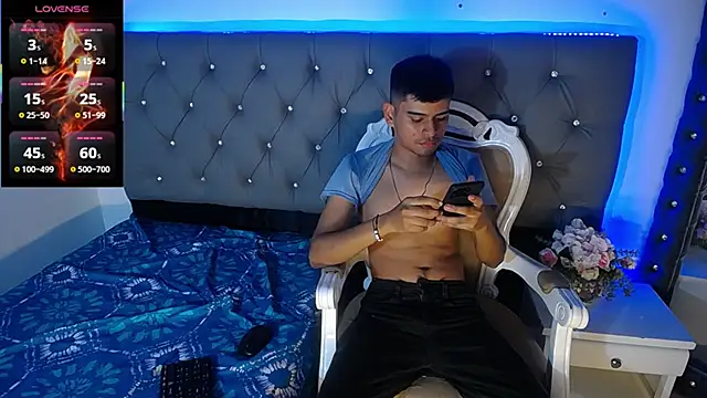 Charlie Cock  online show from 10/28/25, 03:21