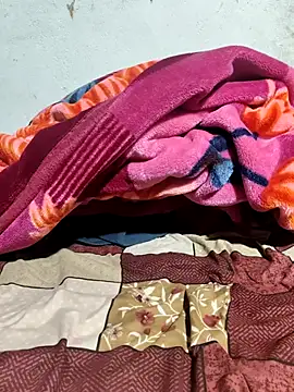 POOJACOUPLE online show from 11/09/25, 07:45