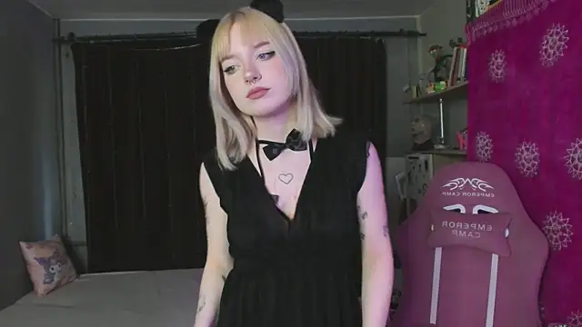 godlikegirlyy online show from 09/28/25, 01:16