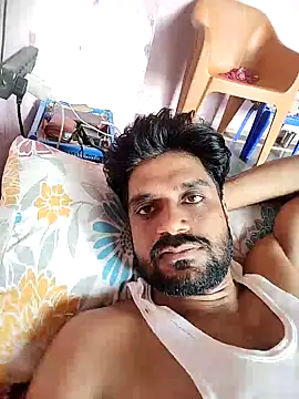 Snapshot of bhabhi_lover11122 chatting on 09/29/25, 10:20 bhabhi lover11122 online show from 09/29/25, 10:20