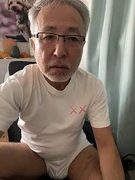 gholly2007 online show from 11/19/25, 02:11