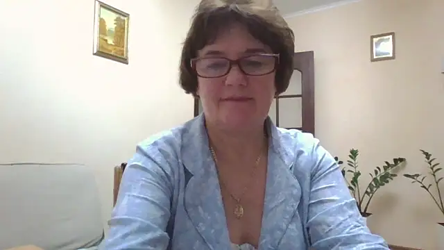 Snapshot of Galina56301 chatting on 09/25/25, 07:17 Galina56301 online show from 09/25/25, 07:17