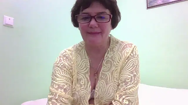 Snapshot of Galina56301 chatting on 10/14/25, 07:03 Galina56301 online show from 10/14/25, 07:03