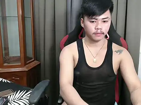 hot emman online show from 10/12/25, 05:39