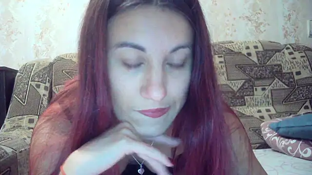 kiss lovely  online show from 10/11/25, 08:18