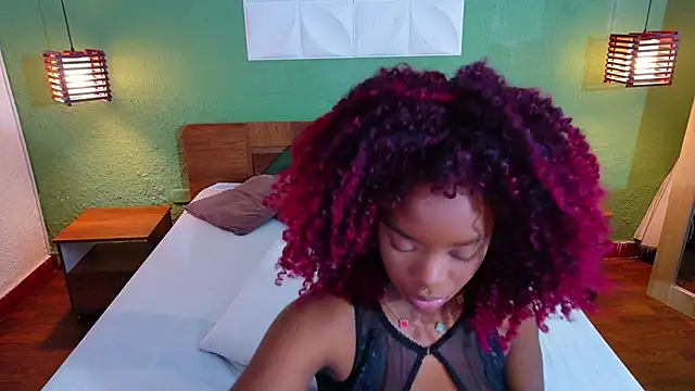 Chocolatte dreams online show from 11/22/25, 12:37